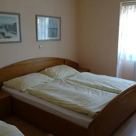 여관 Gasthof Zum Flughafen Feldkirchen bei Graz