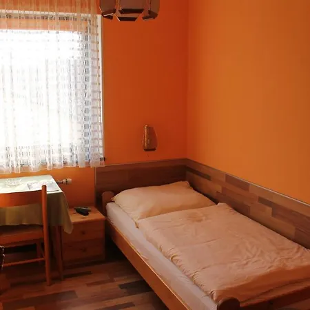 여관 Gasthof Zum Flughafen