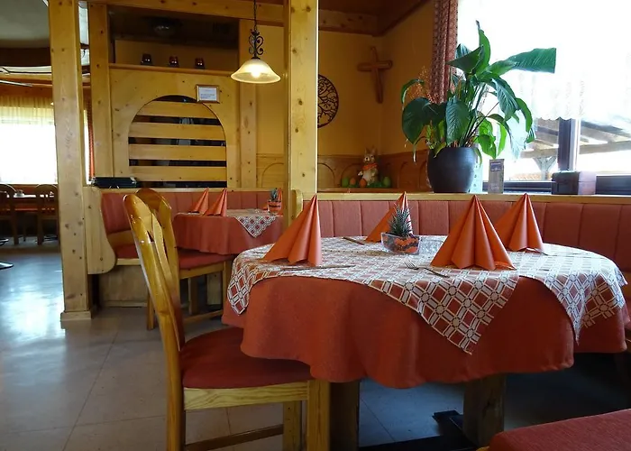 بيت ريفي Gasthof Zum Flughafen 3*